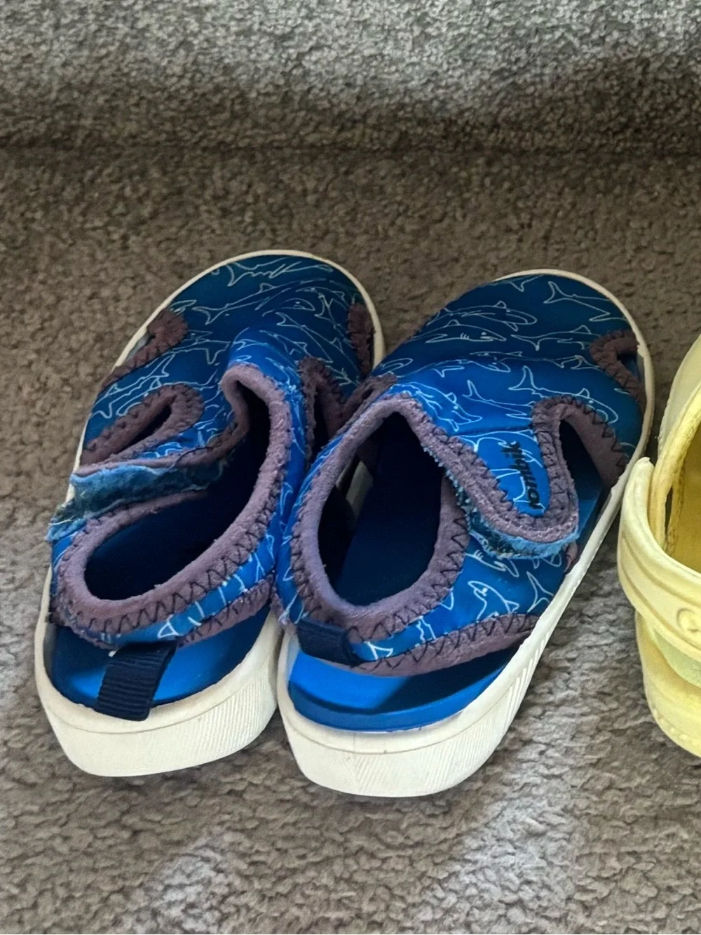 Kids Blue Shark Print Water Shoes